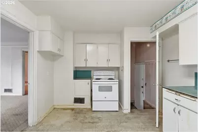 3545 SE 74th Ave, Portland, OR 97206 - Photo 7