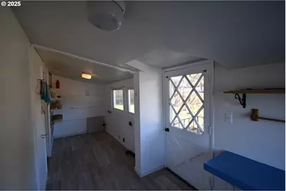 4233 Chenoweth Rd, The Dalles, OR 97058 - Photo 19