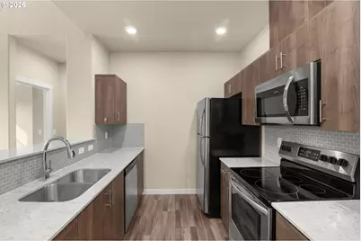 16405 NW Chadwick Way #303, Portland, OR 97229 - Photo 3