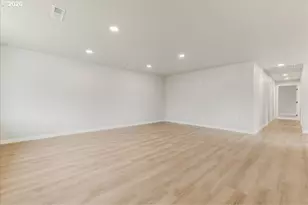 795 NW 6th Ave, Canby, OR 97013 - Photo 11