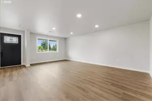 795 NW 6th Ave, Canby, OR 97013 - Photo 7