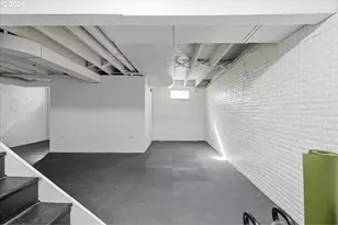 632 SE Peacock Ln, Portland, OR 97214 - Photo 23