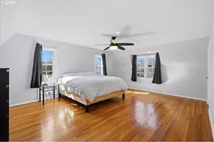 632 SE Peacock Ln, Portland, OR 97214 - Photo 15