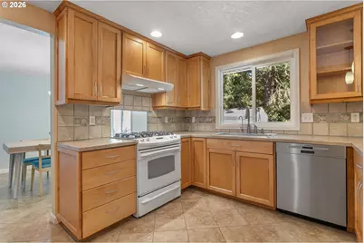970 NW 176th Ave, Beaverton, OR 97006 - Photo 11