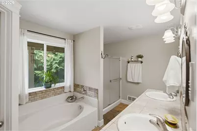 94134 Vanelsberg Ln, Coos Bay, OR 97420 - Photo 17