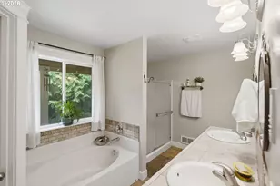 94134 Vanelsberg Ln, Coos Bay, OR 97420 - Photo 17