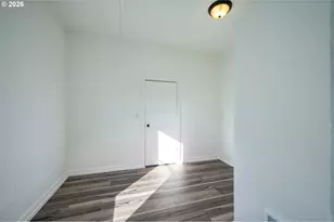 131 NE 2nd St, Willamina, OR 97396 - Photo 17