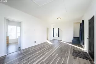 131 NE 2nd St, Willamina, OR 97396 - Photo 9