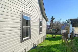 131 NE 2nd St, Willamina, OR 97396 - Photo 33