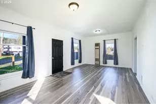 131 NE 2nd St, Willamina, OR 97396 - Photo 7