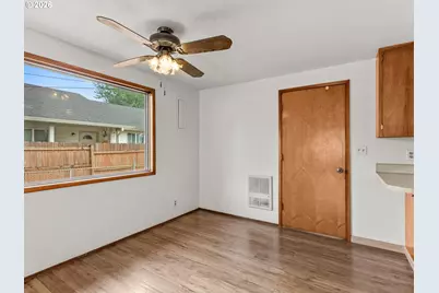 3714 C St, Washougal, WA 98671 - Photo 7