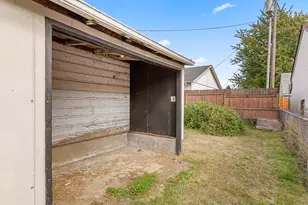 3714 C St, Washougal, WA 98671 - Photo 33