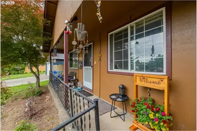 540 Marion Ct, Mount Angel, OR 97362 - Photo 3