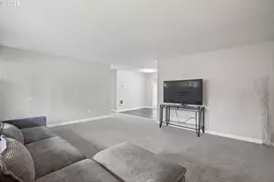 12505 NE 9th St, Vancouver, WA 98684 - Photo 7