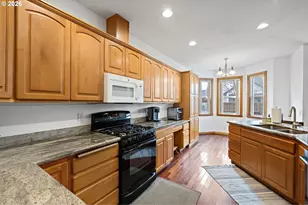 970 T St, Springfield, OR 97477 - Photo 15