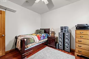 970 T St, Springfield, OR 97477 - Photo 25