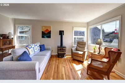 830 17th Ave, Seaside, OR 97138 - Photo 5
