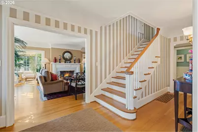 2836 NW Cumberland Rd, Portland, OR 97210 - Photo 5