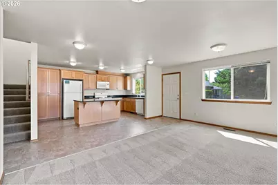 4745 N Amherst St, Portland, OR 97203 - Photo 5
