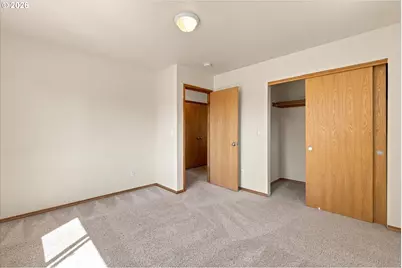 4745 N Amherst St, Portland, OR 97203 - Photo 15
