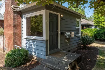 4745 N Amherst St, Portland, OR 97203 - Photo 3