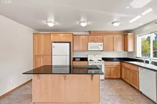 4745 N Amherst St, Portland, OR 97203 - Photo 7