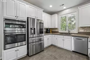 19874 Bennington Ct, West Linn, OR 97068 - Photo 9
