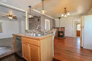 411 Wells Rd, Oakland, OR 97462 - Photo 15