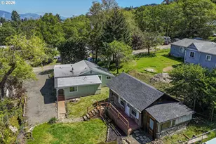 411 Wells Rd, Oakland, OR 97462 - Photo 45