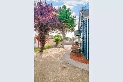 805 N Kelso Ave, Kelso, WA 98626 - Photo 39