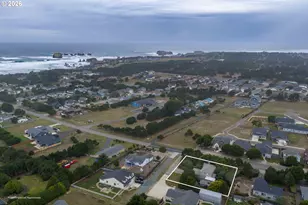 615 SW Seabird Dr, Bandon, OR 97411 - Photo 43