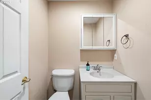 615 SW Seabird Dr, Bandon, OR 97411 - Photo 11