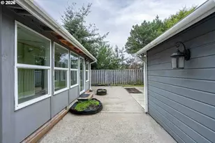 615 SW Seabird Dr, Bandon, OR 97411 - Photo 41