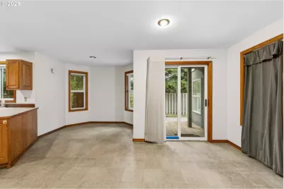 615 SW Seabird Dr, Bandon, OR 97411 - Photo 9