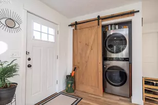 1410 SE Micelli St, Roseburg, OR 97470 - Photo 11