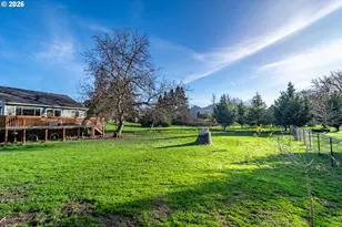 1410 SE Micelli St, Roseburg, OR 97470 - Photo 25