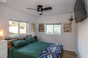 1410 SE Micelli St, Roseburg, OR 97470 - Photo 13