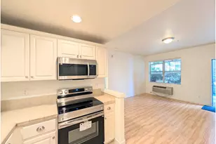 8906 NE Brentford Way, Hillsboro, OR 97006 - Photo 11