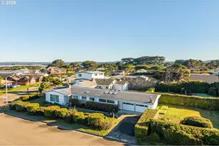 615 Jackson Ave SW, Bandon, OR 97411 - Photo 27