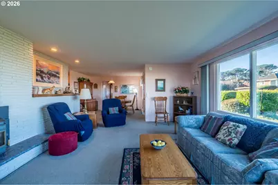 615 Jackson Ave SW, Bandon, OR 97411 - Photo 9