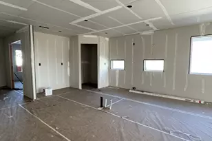 862 NE Laurel Spgs Dr, Hermiston, OR 97838 - Photo 3