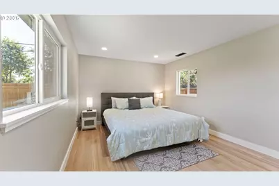 9400 NE Gertz Ct, Portland, OR 97211 - Photo 21