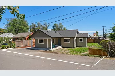 9400 NE Gertz Ct, Portland, OR 97211 - Photo 3