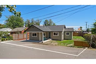 9400 NE Gertz Ct, Portland, OR 97211 - Photo 3
