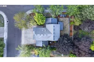 12604 SW Creekshire Dr, Tigard, OR 97223 - Photo 7