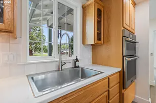 3730 Amber Ln, Roseburg, OR 97471 - Photo 7