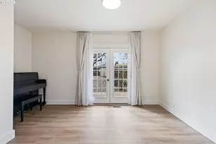 3730 Amber Ln, Roseburg, OR 97471 - Photo 11