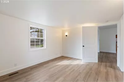 3730 Amber Ln, Roseburg, OR 97471 - Photo 13