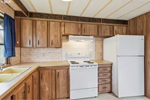 1557 N Pacific Hwy, Cottage Grove, OR 97424 - Photo 19