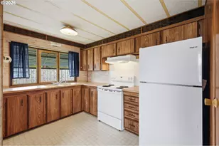 1557 N Pacific Hwy, Cottage Grove, OR 97424 - Photo 15